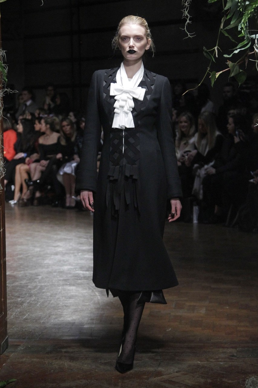 London Fashion Week Autunno/Inverno 2015/16 Giles Deacon